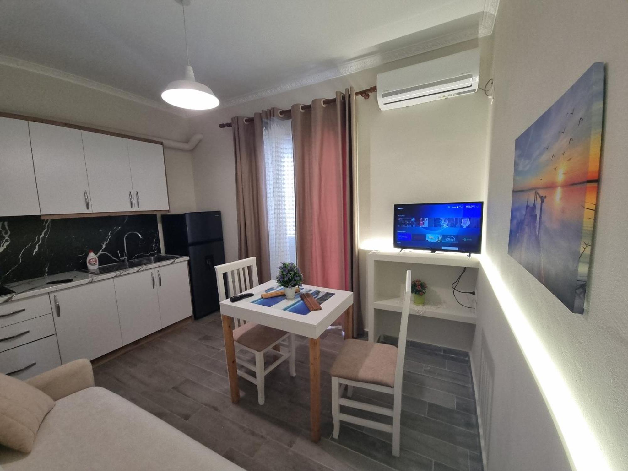 Vila Soleil Vlorë Exterior foto